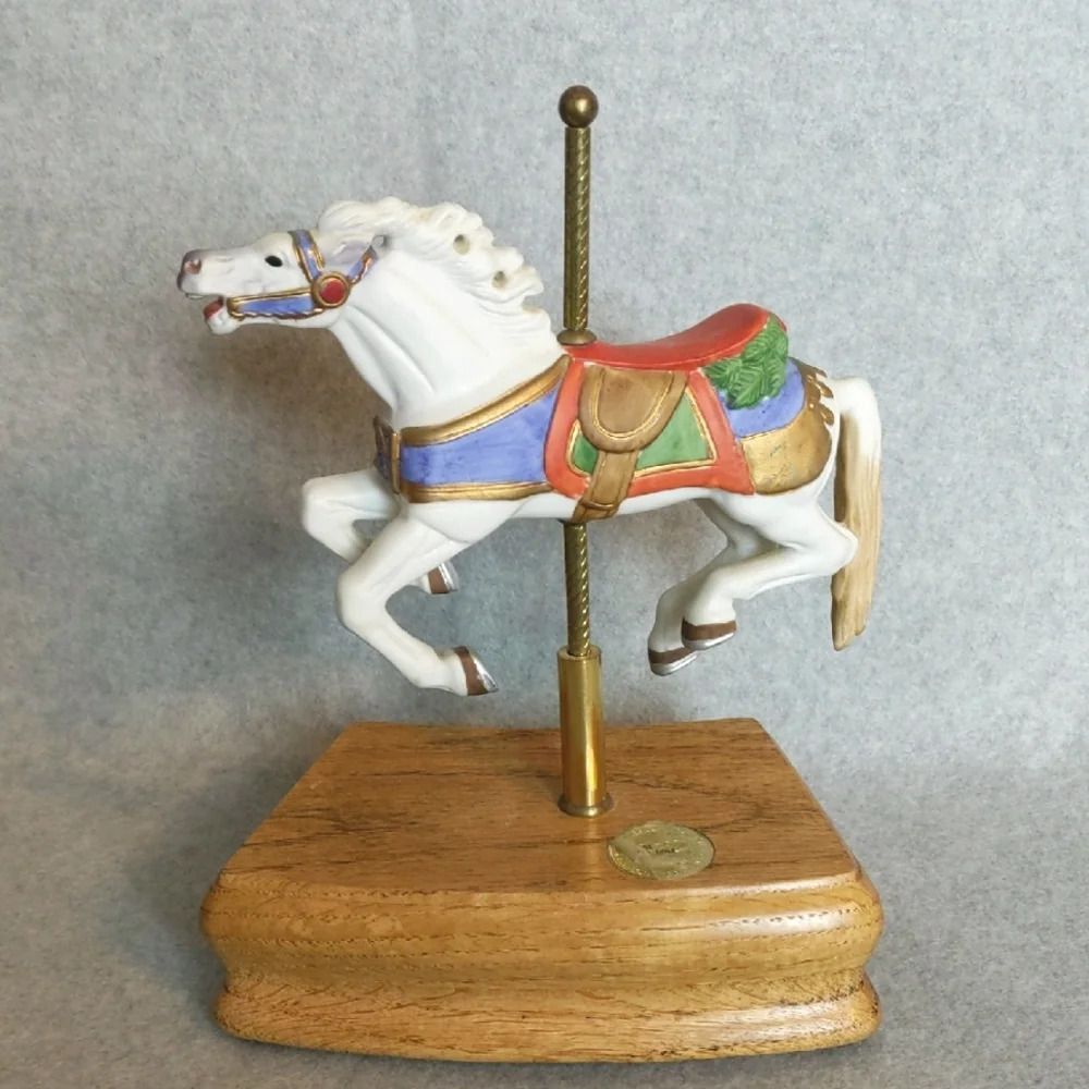 Willitts American Carousel Horse Tobin Fraley Limited Edition Wind Up Music